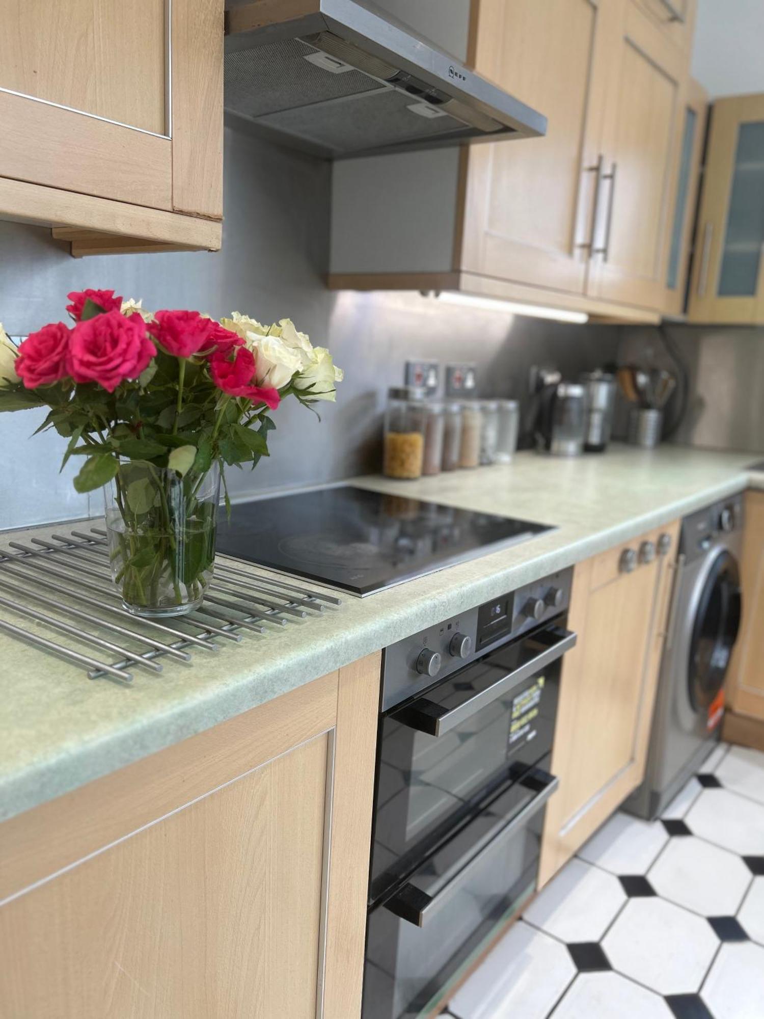 Wandsworth, South London Deluxe King Room 1 エクステリア 写真